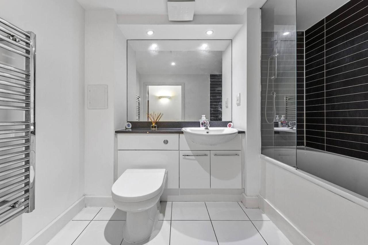 Lovely & Cosy 2 Beds London Skyline View Exterior photo