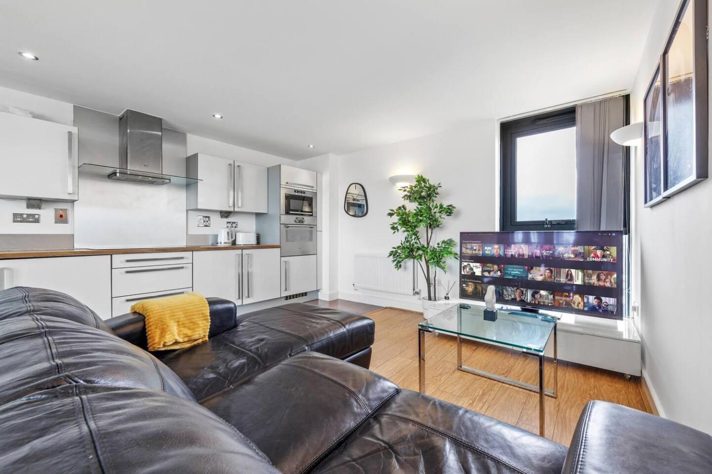 Lovely & Cosy 2 Beds London Skyline View Exterior photo