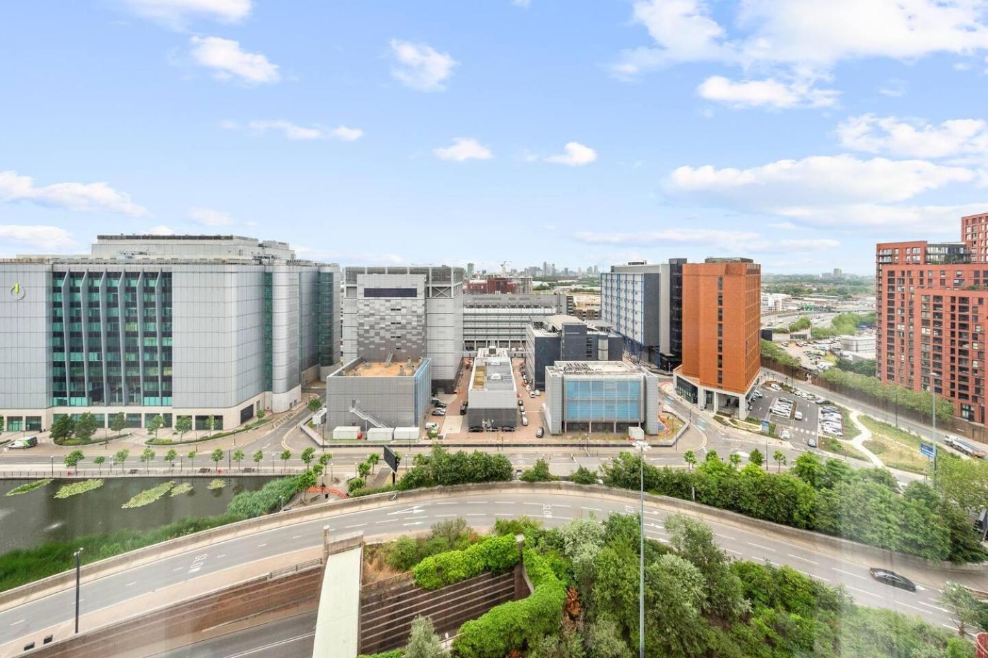 Lovely & Cosy 2 Beds London Skyline View Exterior photo